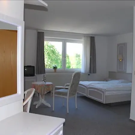 Hotel Helms Bergen (Lower-Saxony)